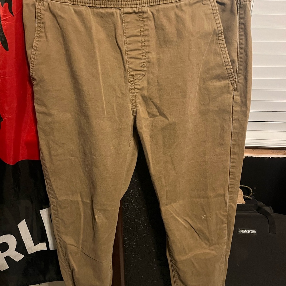 Levi’s Denizen Joggers